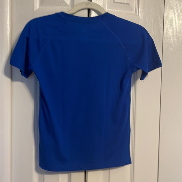 Adidas NY Basketball NBA kids t shirt size small - Picture 4 of 4